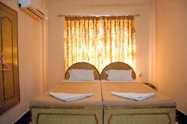 Hotel Priya Jaisalmer Oda fotoğraf
