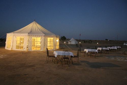 Hotel Priya Jaisalmer Dış mekan fotoğraf