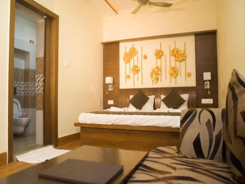 Hotel Priya Jaisalmer Dış mekan fotoğraf